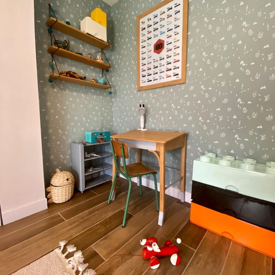 Photo by Marion Solène | Bella Morphose in Aix-les-Bains with @sostrenegrene, @leboncoin, @lamajoretteamoustache, and @sklum.welovedesign_fr. May be an image of indoor.