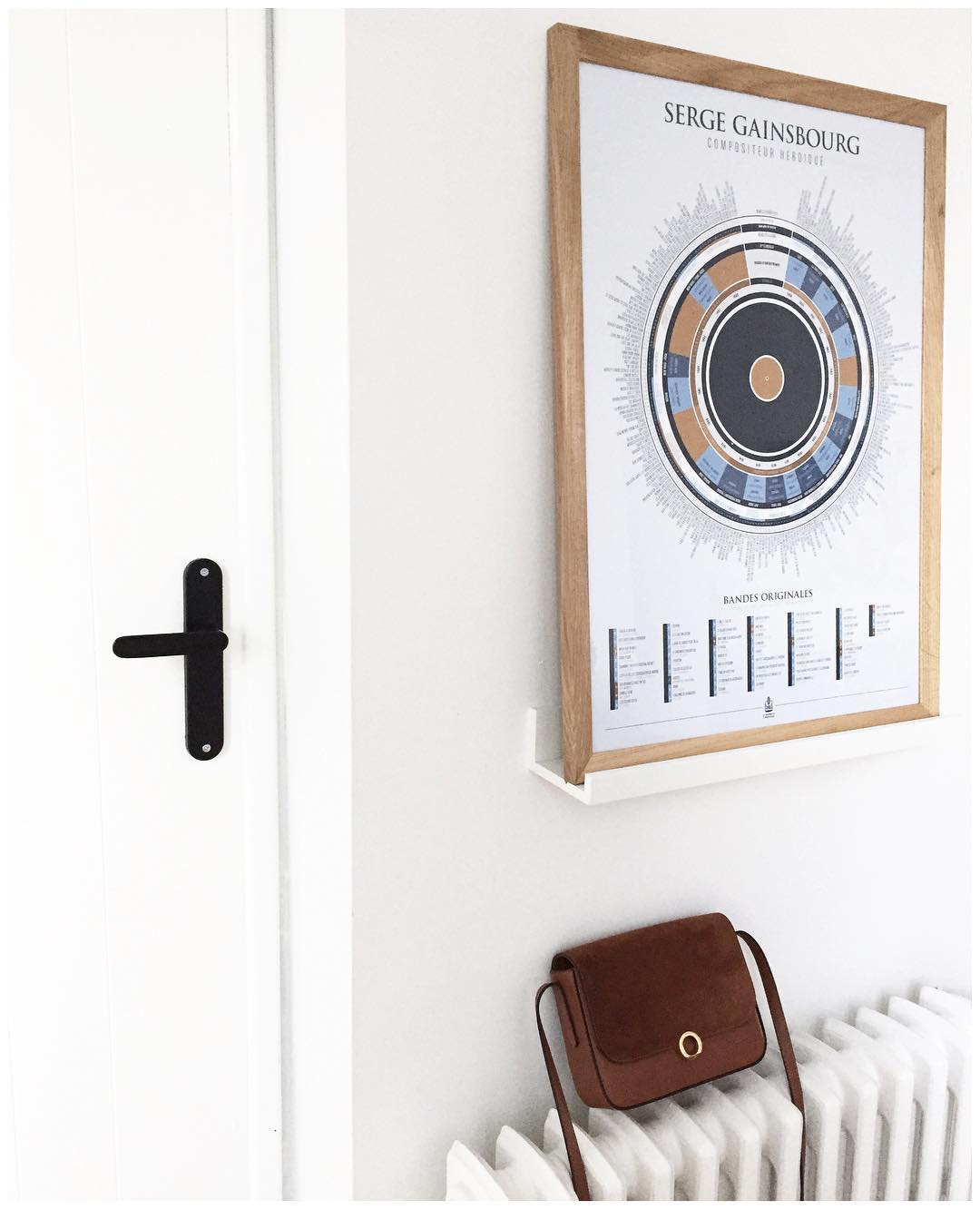 Photo shared by Audrey VdV on September 22, 2017 tagging @leoetviolette, @littleandtall, and @lamajoretteamoustache.