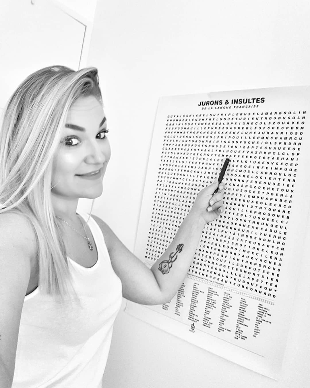 Photo shared by A l e x i a ✈️ on May 06, 2018 tagging @hivency, and @lamajoretteamoustache. May be an image of 1 person and indoor.