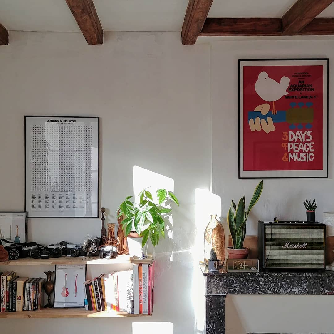 Photo by Søphie, Rock'n'Mama of 4 🤘🏻 in La Rochelle, France with @marshallheadphones, and @lamajoretteamoustache. May be an image of indoor.