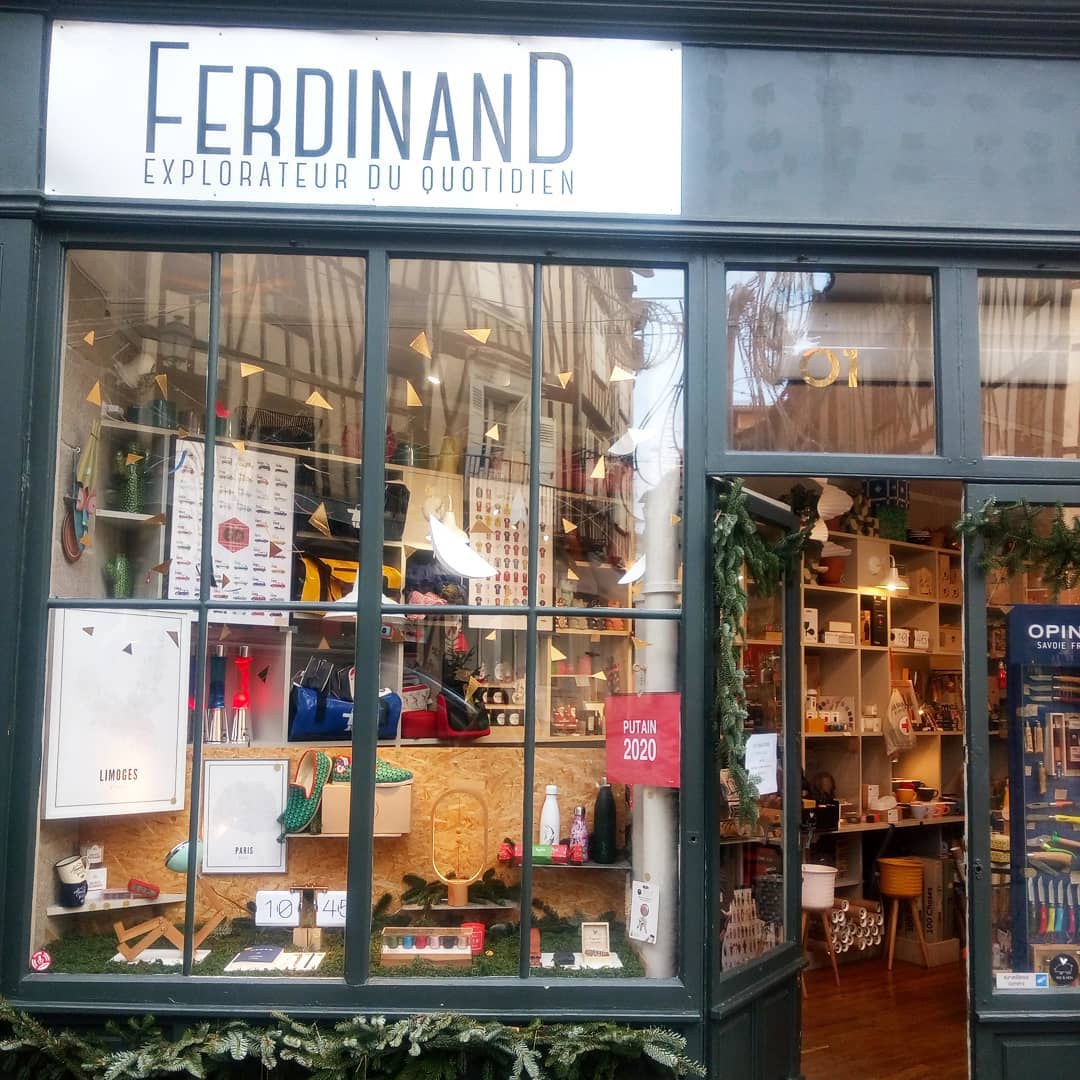 Photo shared by * FERDINAND * on December 01, 2019 tagging @lexondesign, @opinelofficiel, @pigandhen, @secrid, @chillys, @lamajoretteamoustache, and @ferdinandboutique.