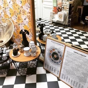 Photo by Little and TALL - family Store on July 21, 2017.