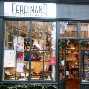 Photo shared by * FERDINAND * on December 01, 2019 tagging @lexondesign, @opinelofficiel, @pigandhen, @secrid, @chillys, @lamajoretteamoustache, and @ferdinandboutique.